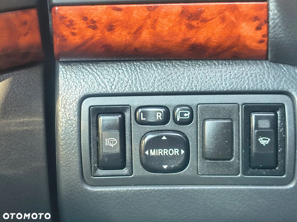 Toyota Avensis 2.0 VVT-i Edition - 22