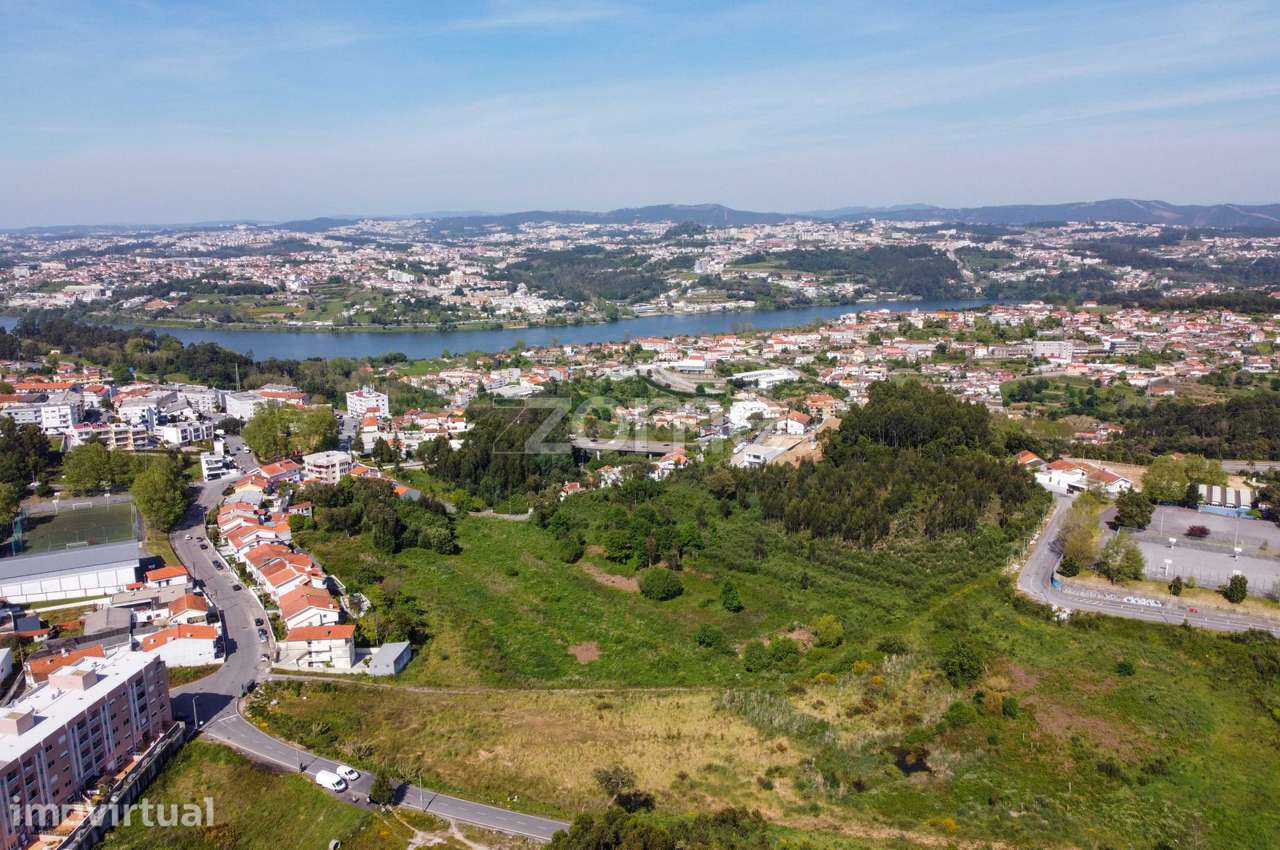Terreno c/ 21.042m2 | Vista Rio | PIP em execução| Vilar de Andorin... - Grande imagem: 3/13