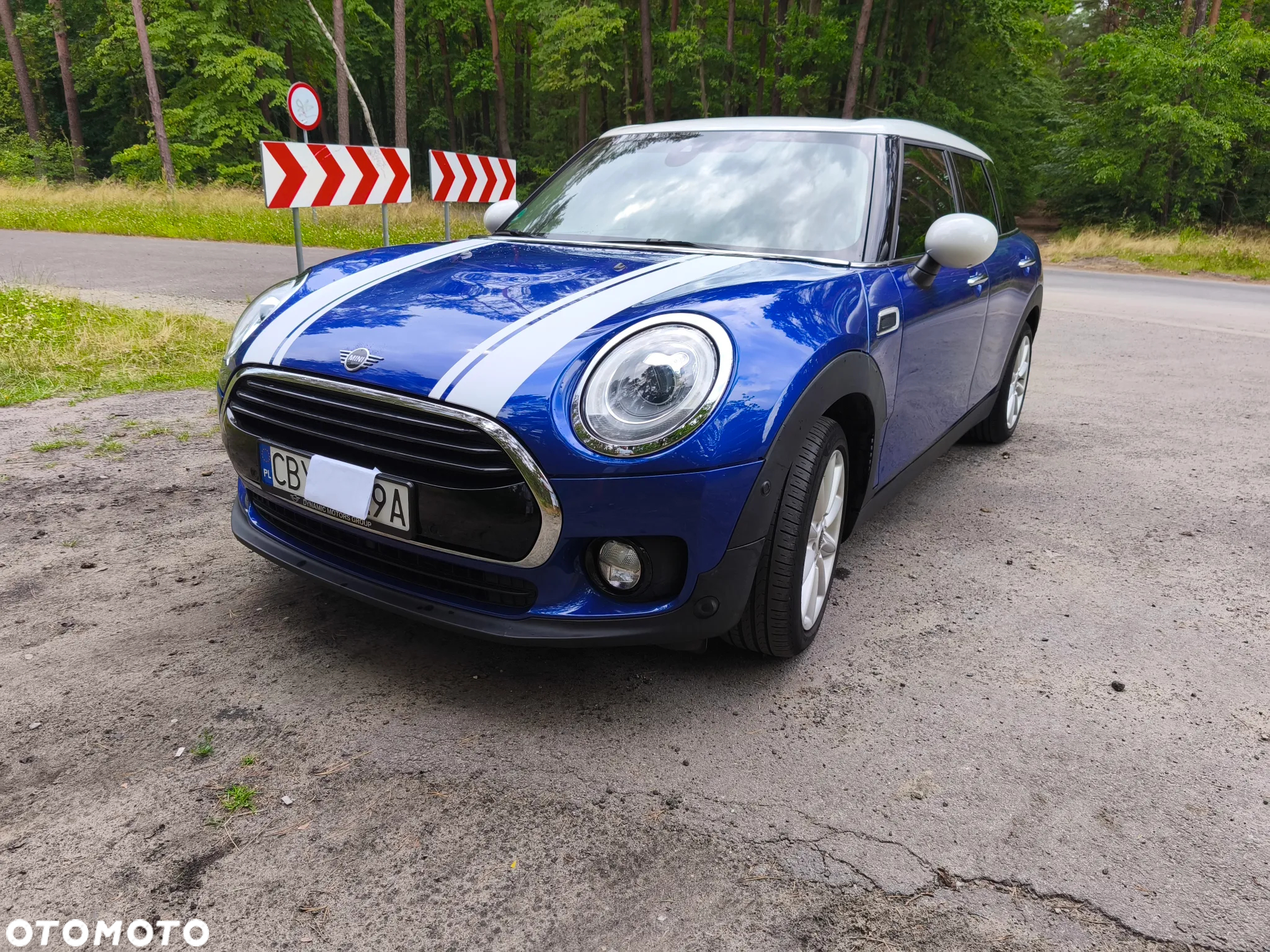 MINI Clubman Cooper Untold Edition - 4