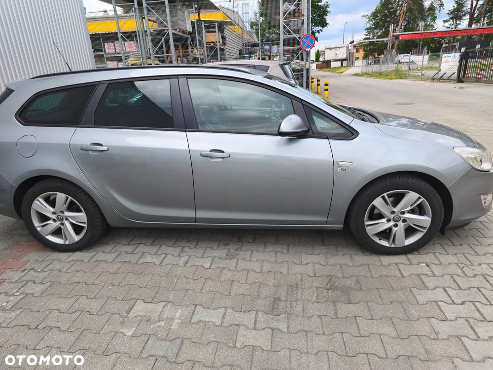 Opel Astra 1.7 CDTI DPF Active - 4