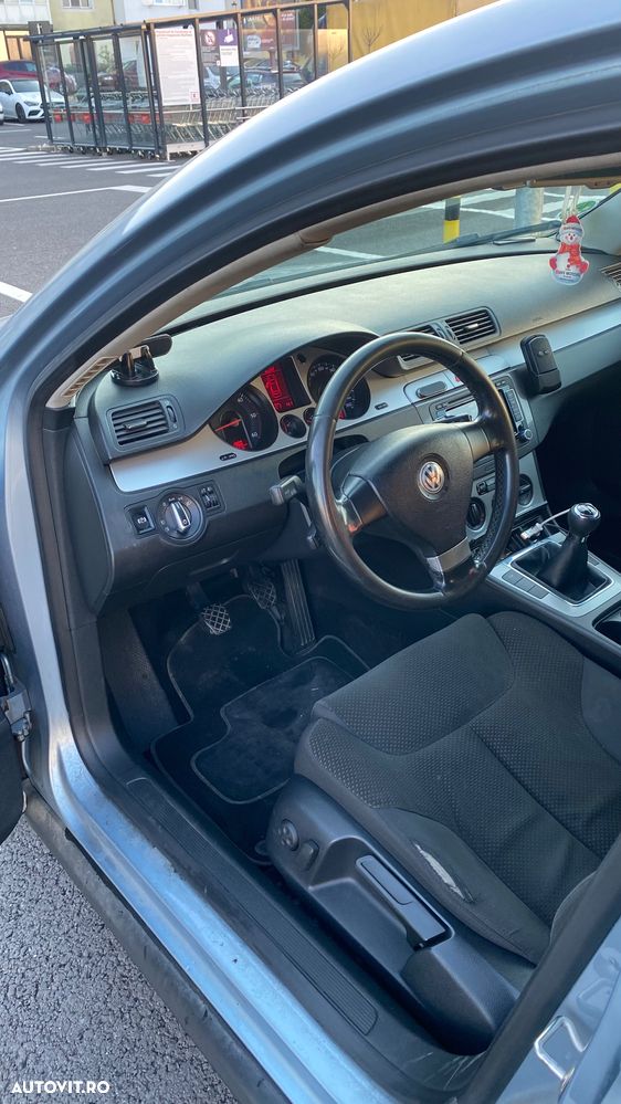 Volkswagen Passat - 9