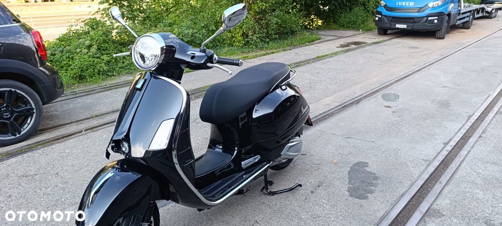 Piaggio Vespa - 4