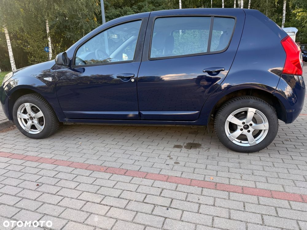 Dacia Sandero 1.2 16V Laureate II - 8