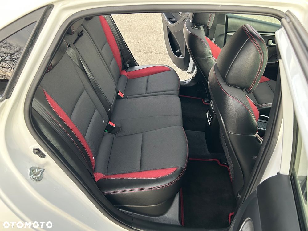 Hyundai i30 1.6 GDI Turbo Sport - 11