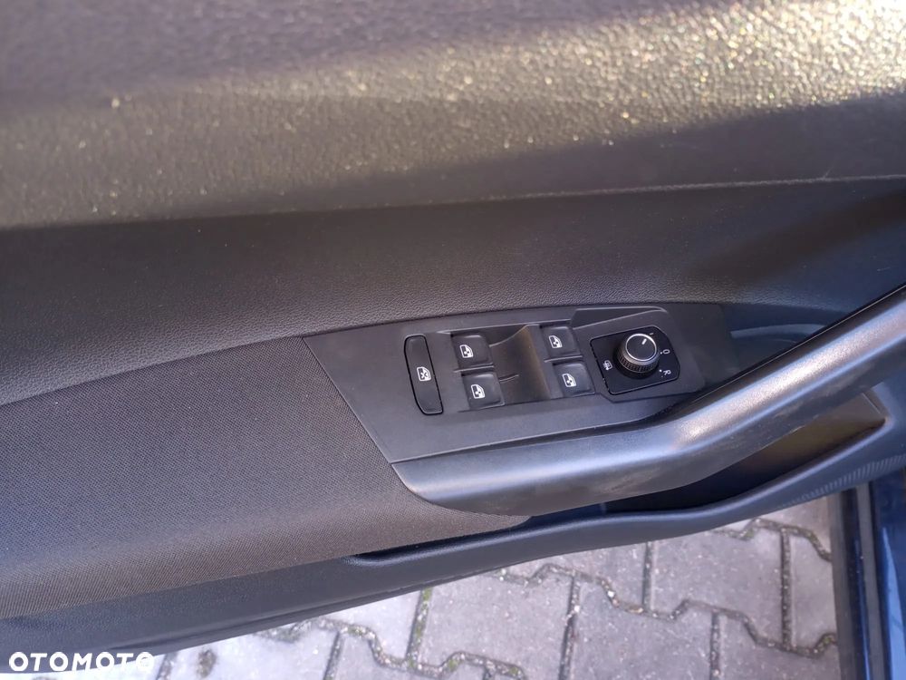 Volkswagen Polo 1.6 TDI SCR Comfortline - 15