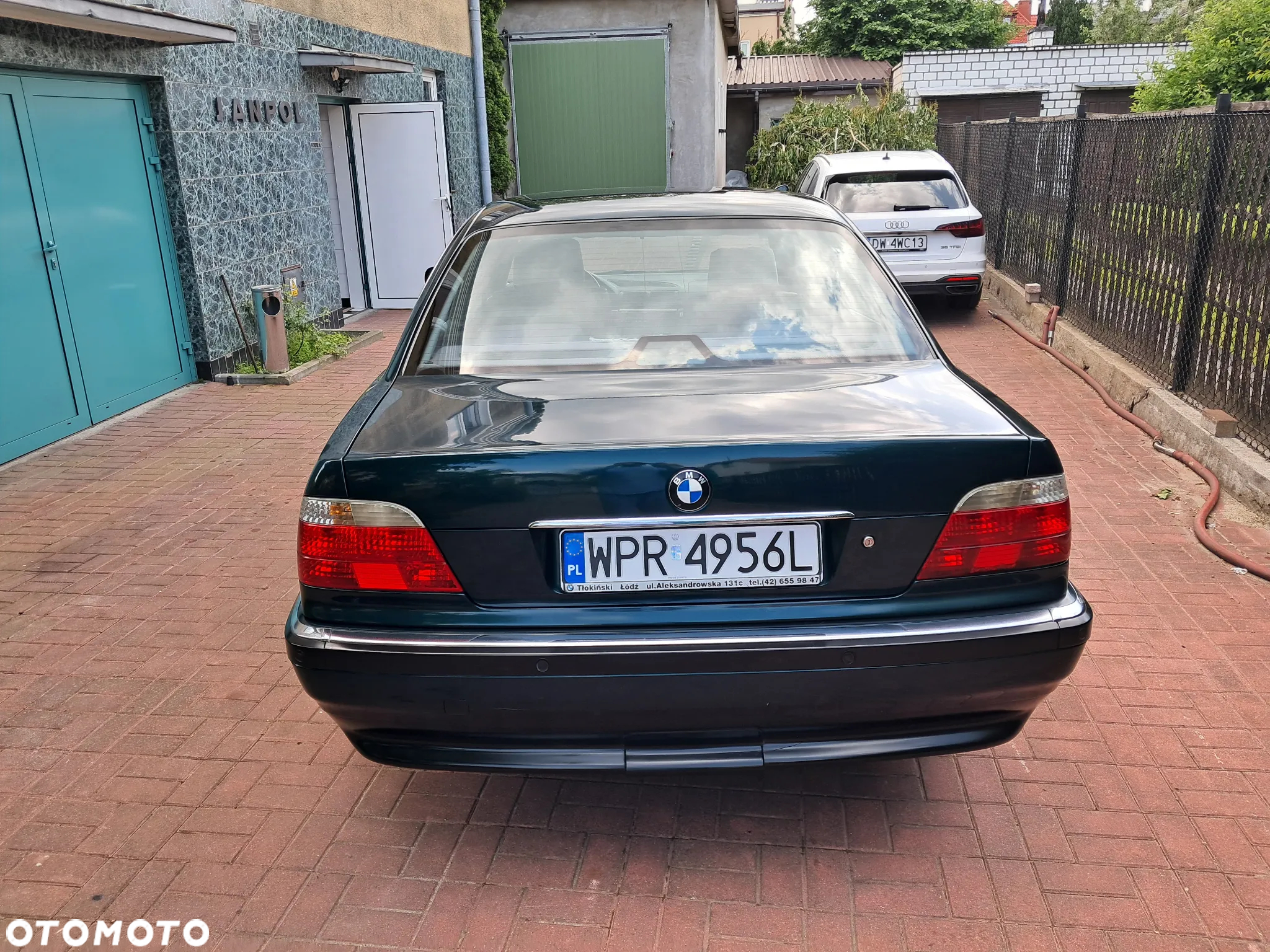 BMW Seria 7 735i - 4