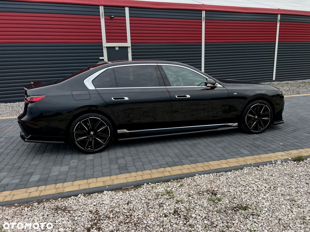 BMW Seria 7 740d xDrive - 22