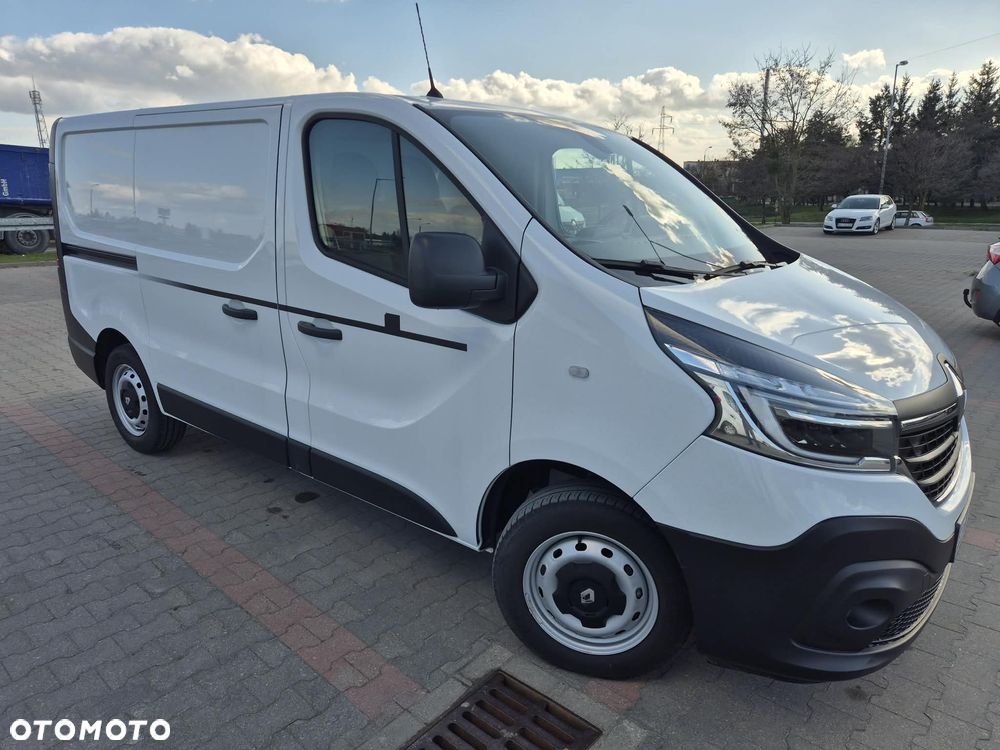 Renault Trafic - 12