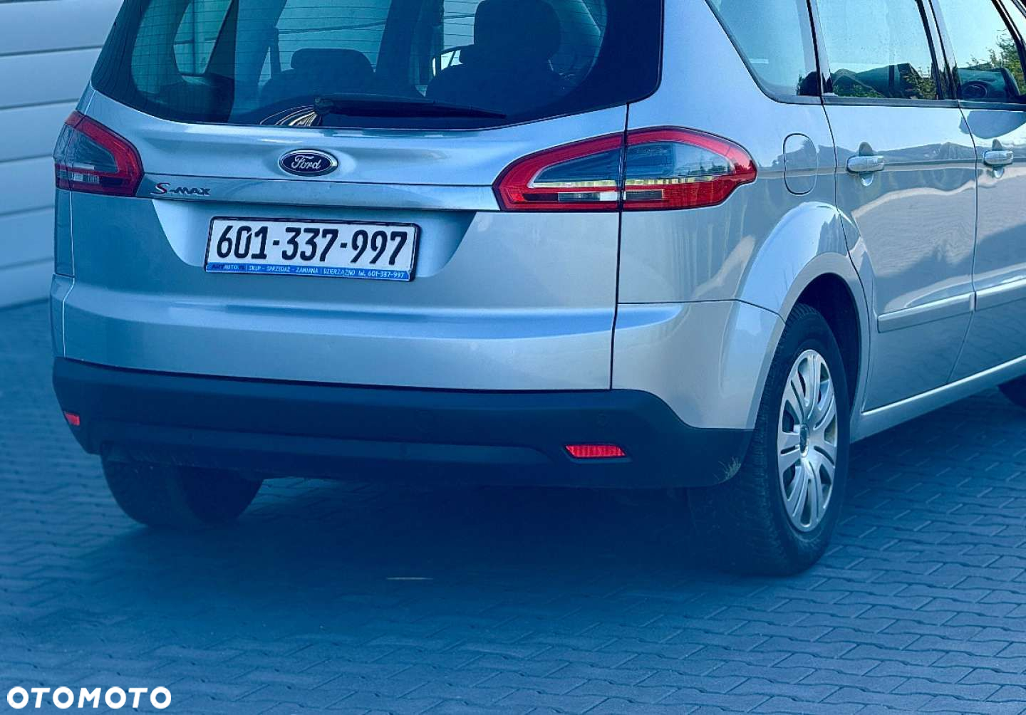 Ford S-Max - 8