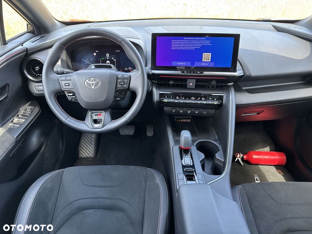 Toyota C-HR - 15