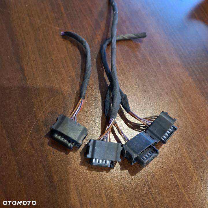 KOSTKA INSTALACJA WTYCZKA RADAR DISTRONIC MERCEDES CZUJNIK ASYSTENT SENSOR - 1