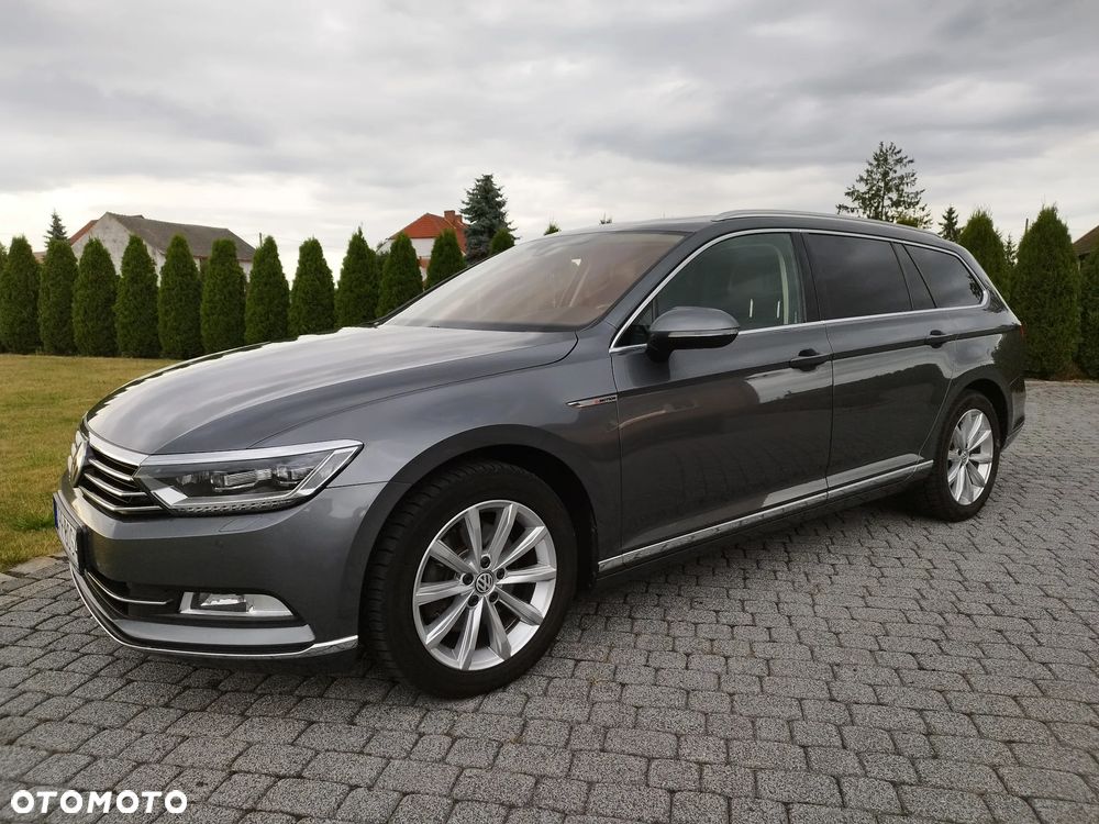 Volkswagen Passat 2.0 TDI SCR 4Mot DSG Highline - 18