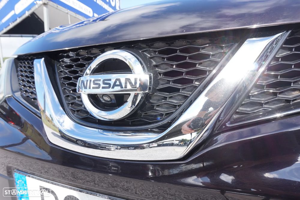 Nissan Qashqai 1.5 dCi N-Connecta 18 - 10