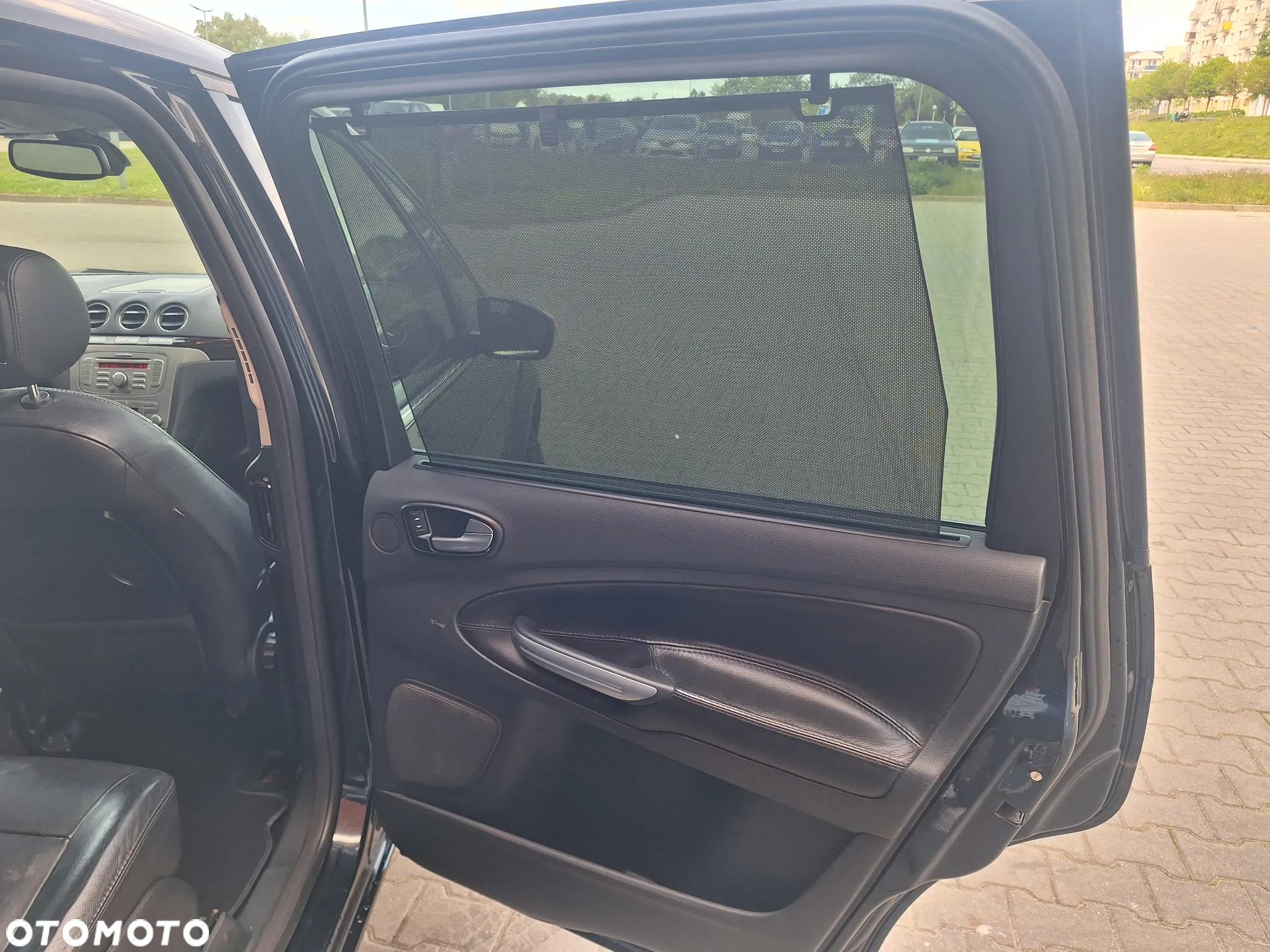 Ford Galaxy 2.0 TDCi Ghia - 11