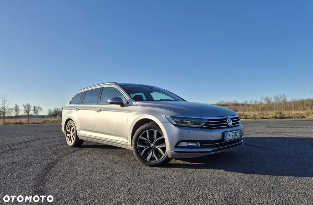Volkswagen Passat 2.0 TDI SCR Comfortline DSG - 4
