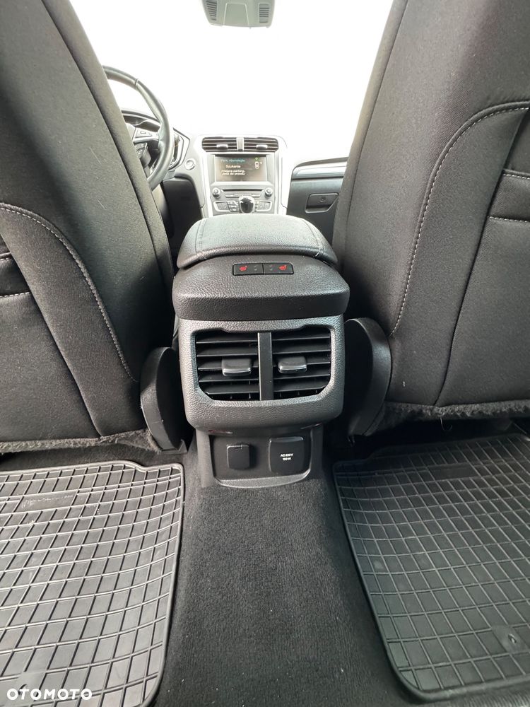 Ford Mondeo 2.0 TDCi STart-Stopp Titanium - 34