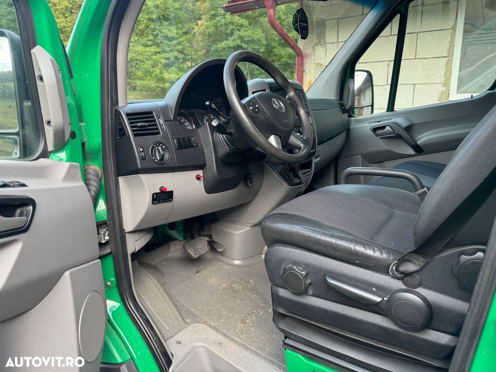 Mercedes-Benz Sprinter - 6