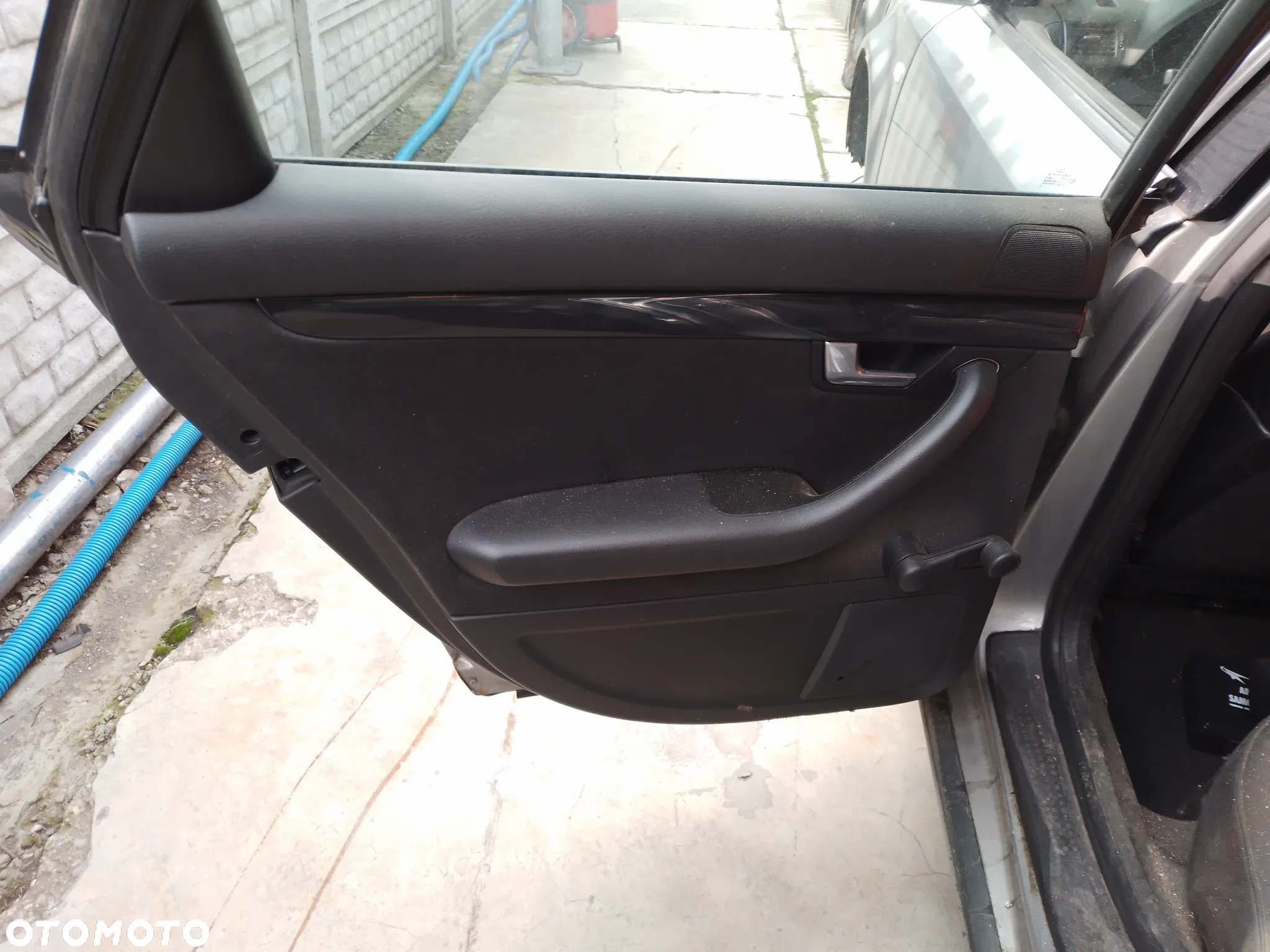 AUDI A4 B6 AVANT 00-06 1.9 TDI   LAMPA TYŁ PRAWA LEWA - 28