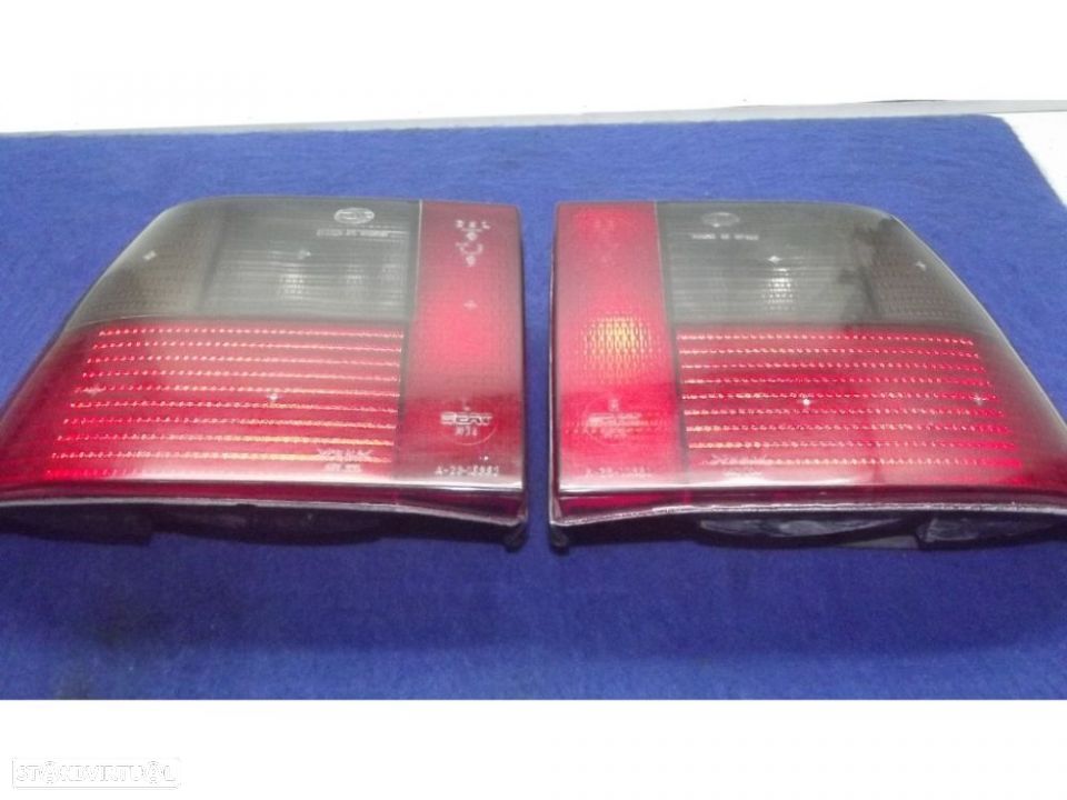 seat ibiza farolins originais escurecidos - 3