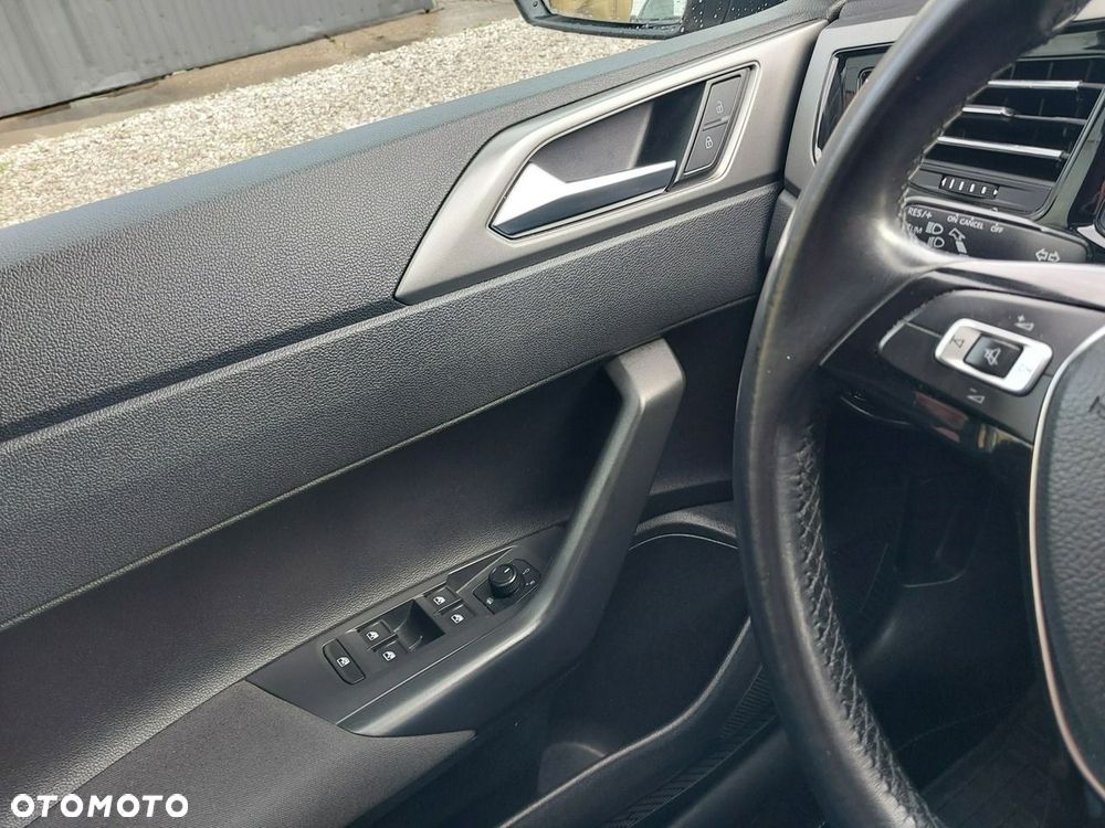 Volkswagen Polo 1.0 TSI Comfortline - 24