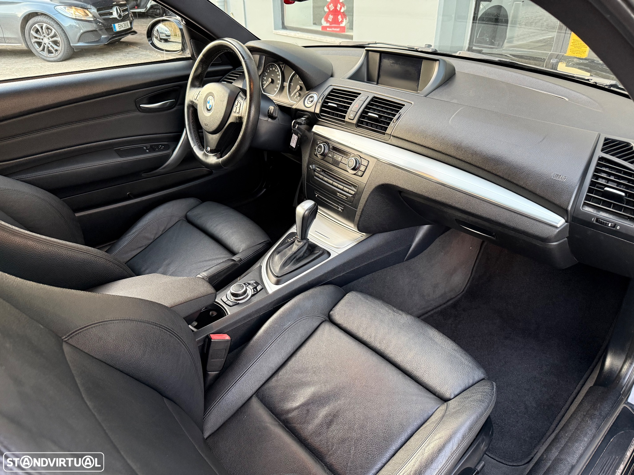 BMW 118 dA Pack M - 17