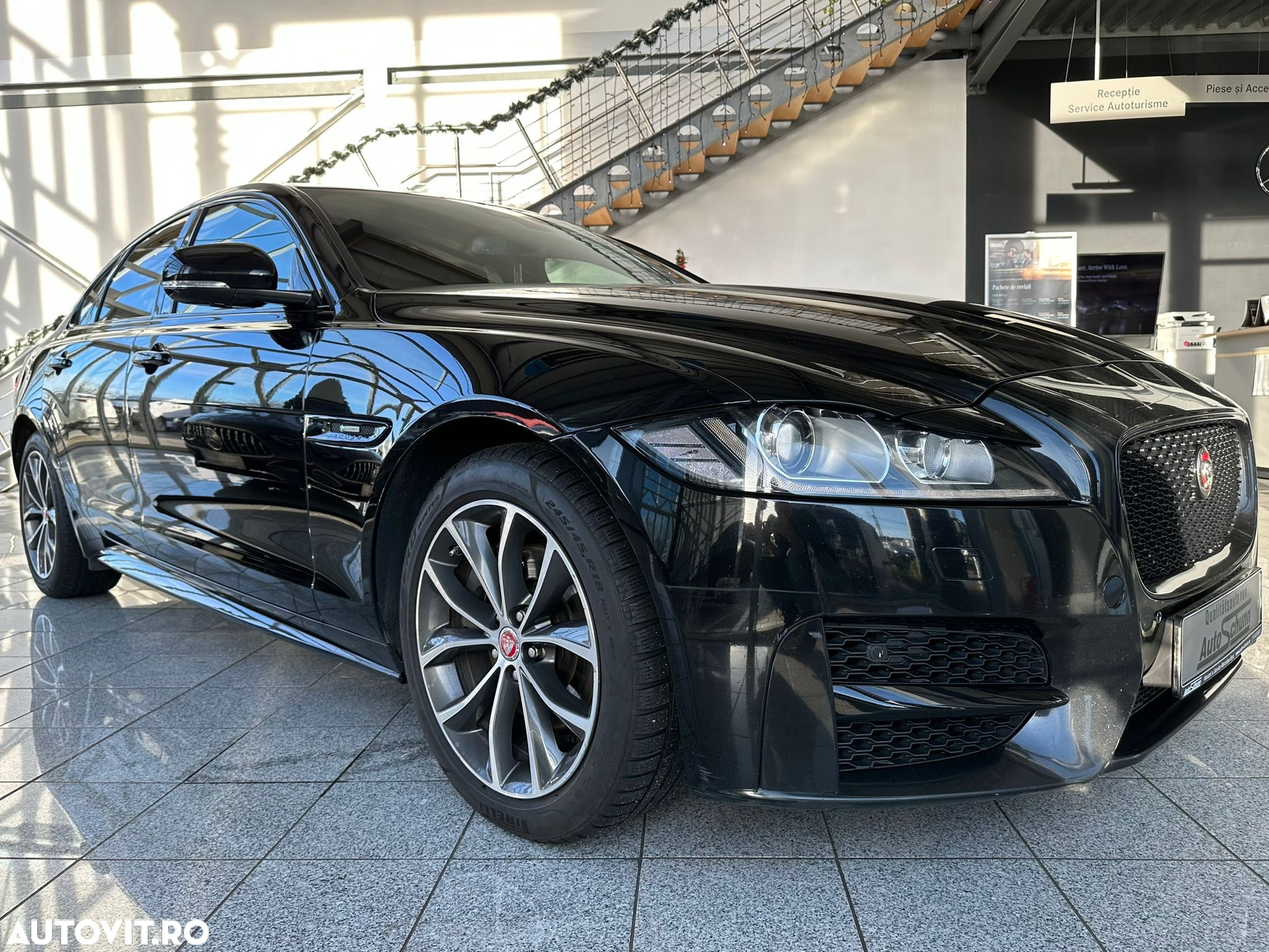 Jaguar XF 20d RWD R-Sport - 5