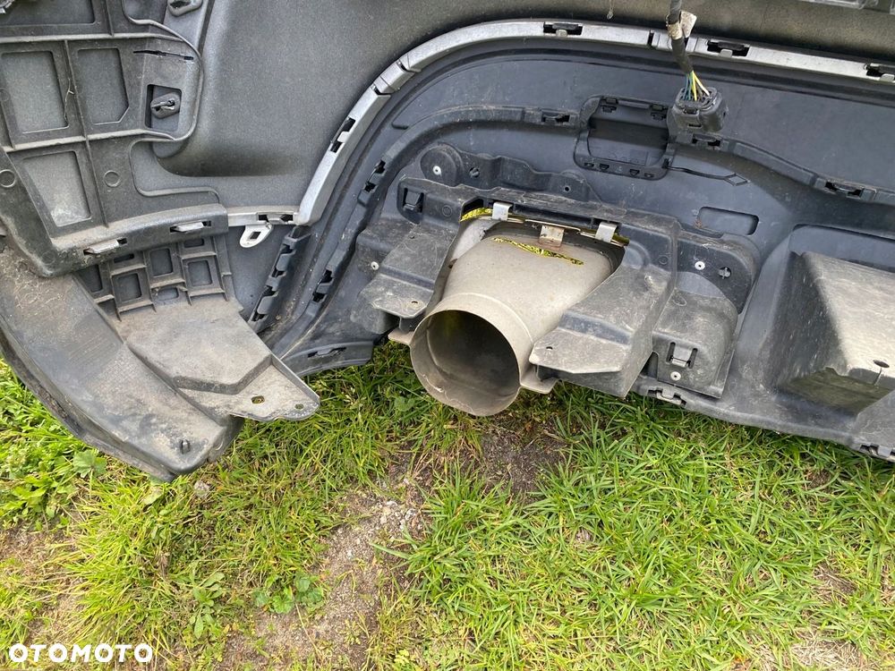 MERCEDES gla 156 amg kompletny zderzak tylny czujniki kolor 761 - 4