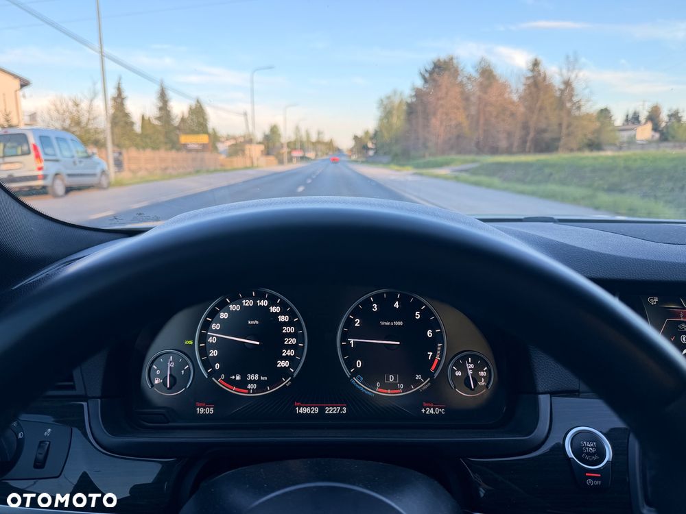 BMW Seria 5 535i Sport-Aut - 19