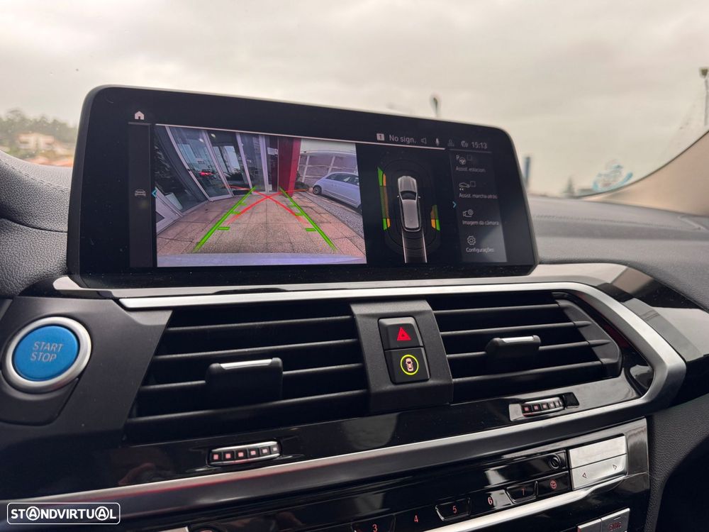 BMW iX3 Inspiring - 15