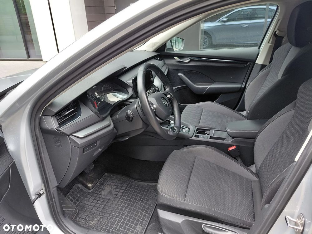 Skoda Octavia 2.0 TDI Ambition DSG - 12