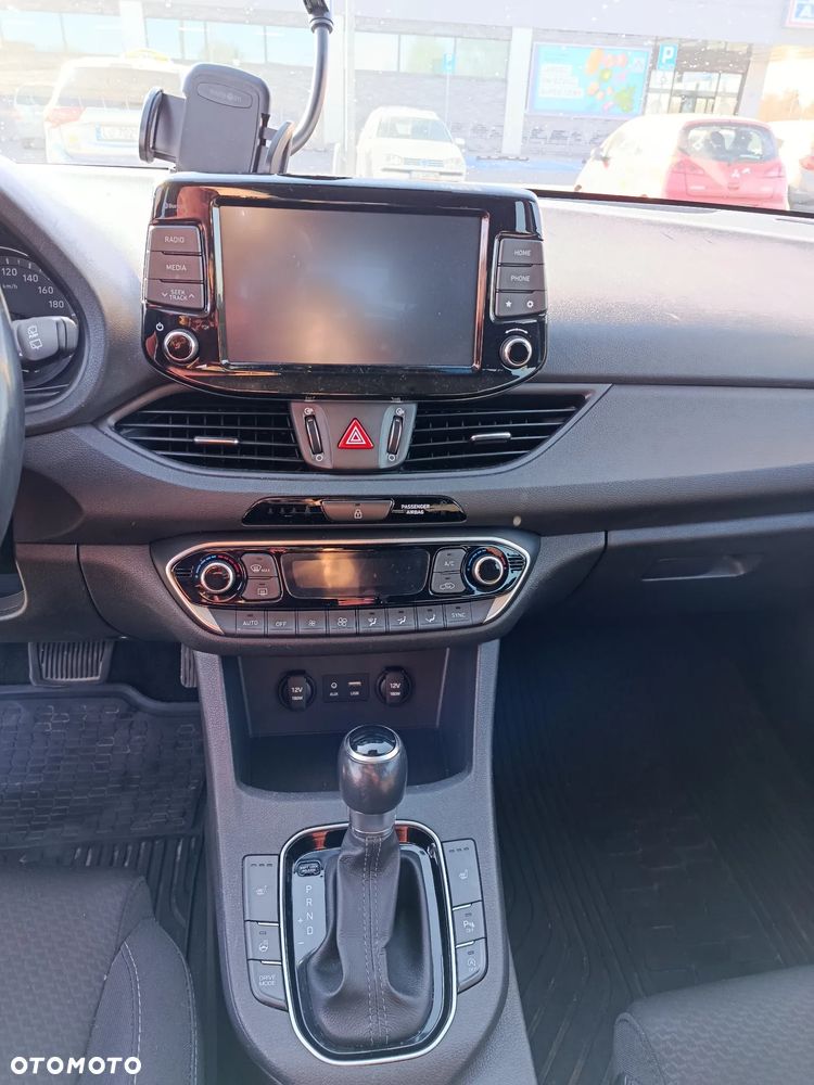 Hyundai i30 1.4 T-GDI Comfort DCT - 10