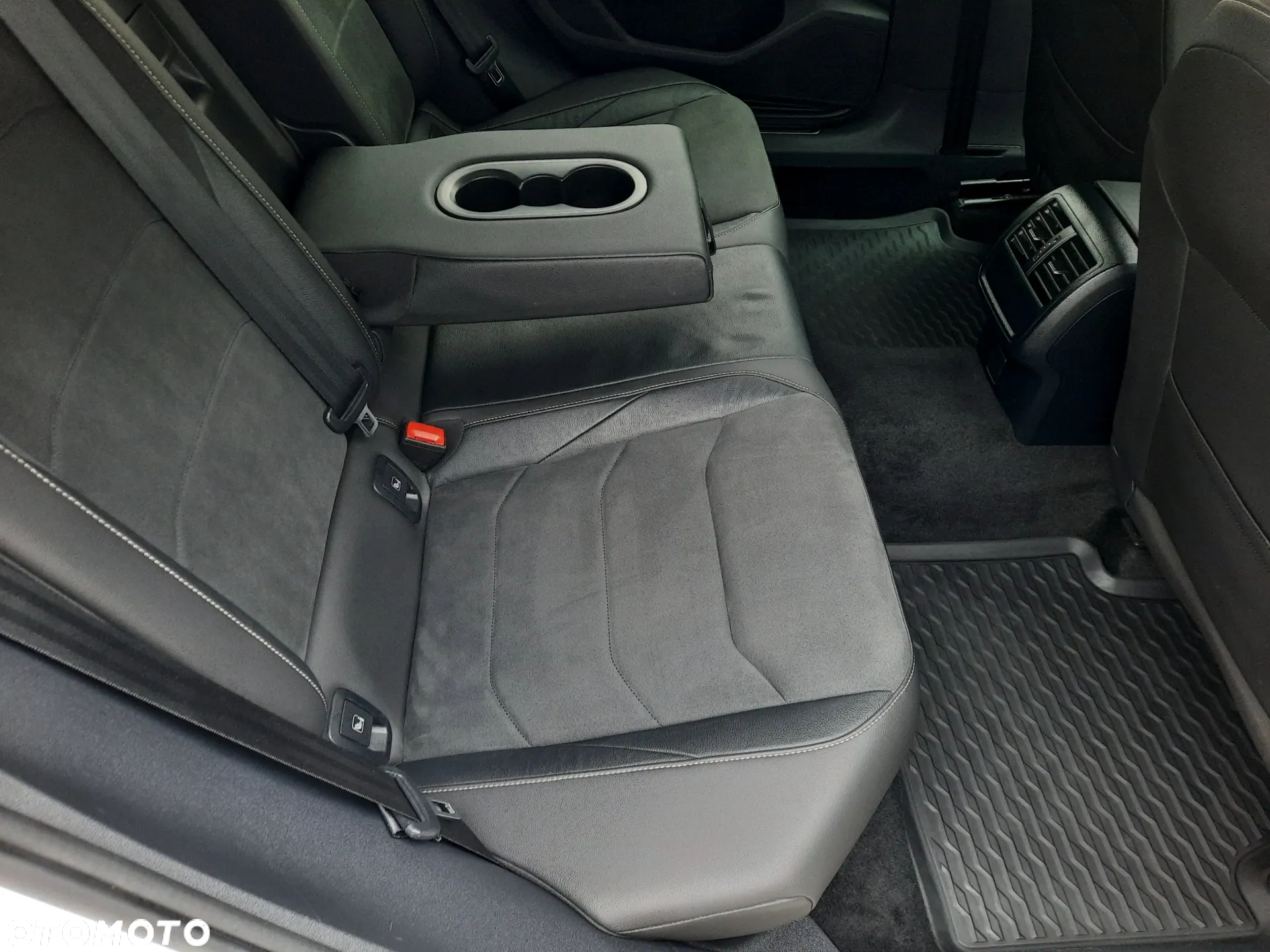 Volkswagen Arteon 2.0 TDI Elegance DSG - 25