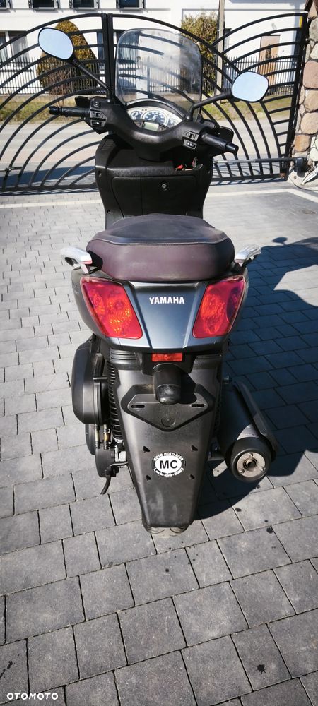 Yamaha X-max - 5
