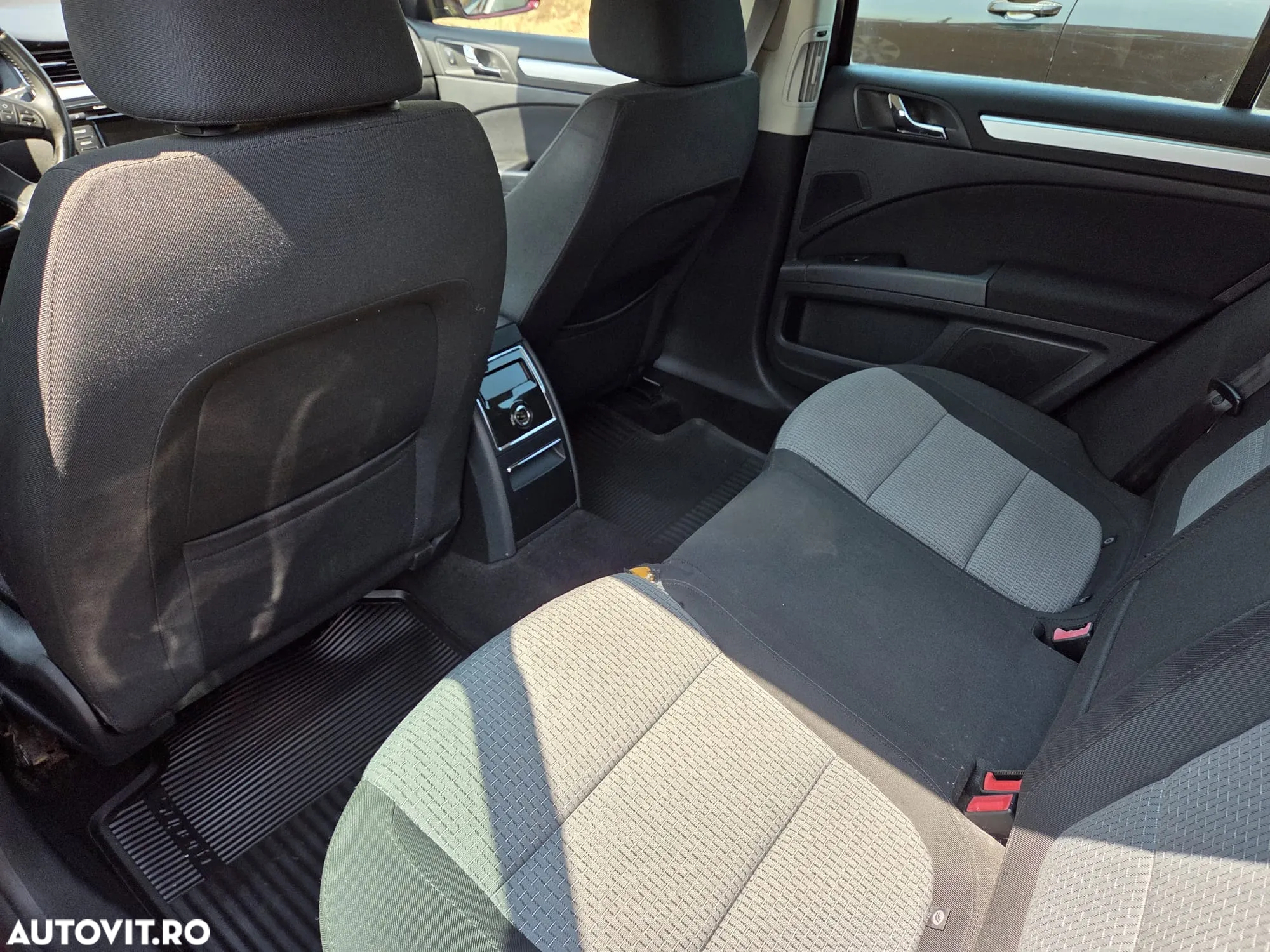 Skoda Superb 2.0 TDI Comfort - 10
