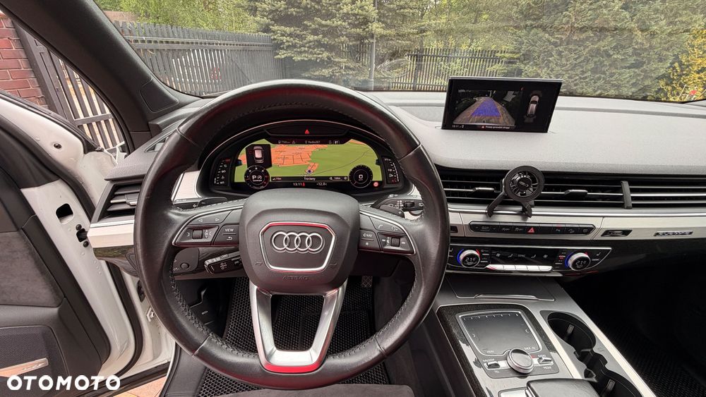 Audi Q7 - 7