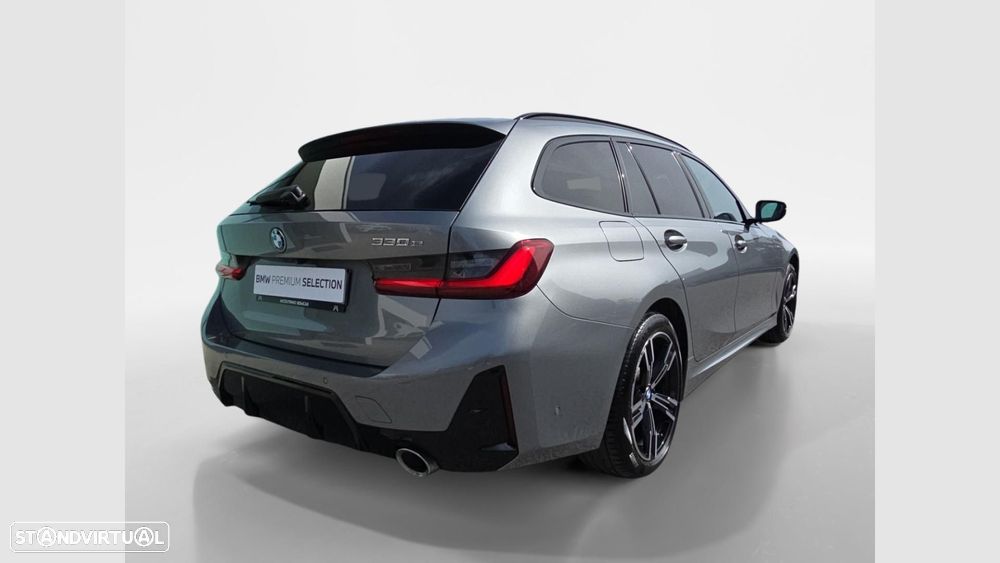 BMW 330 e Pack Desportivo M Auto - 4