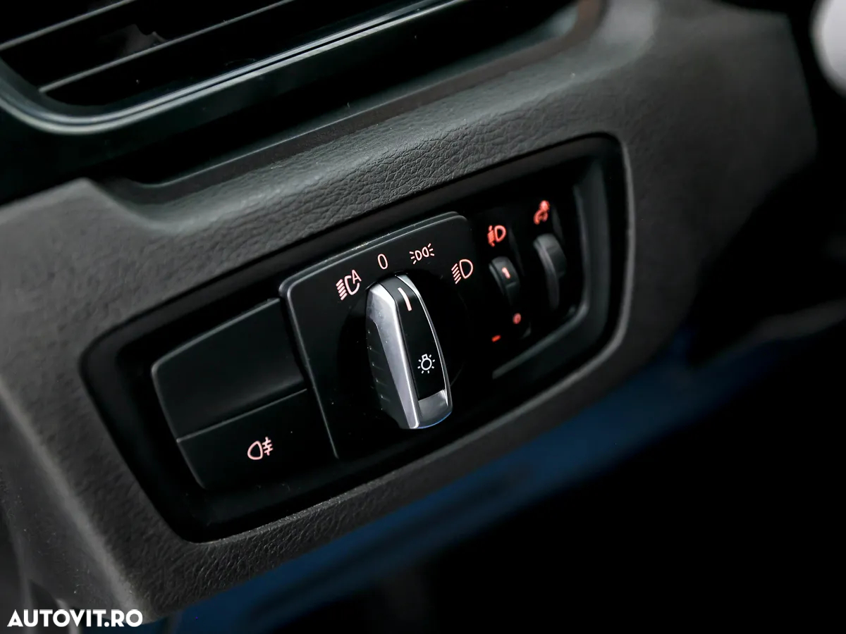 BMW X1 sDrive18d Sport Line - 15