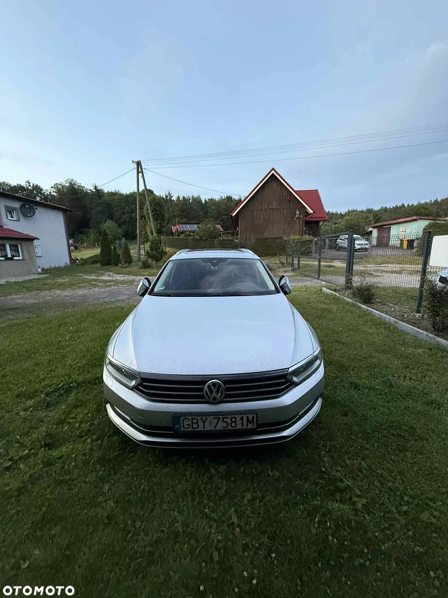 Volkswagen Passat - 13