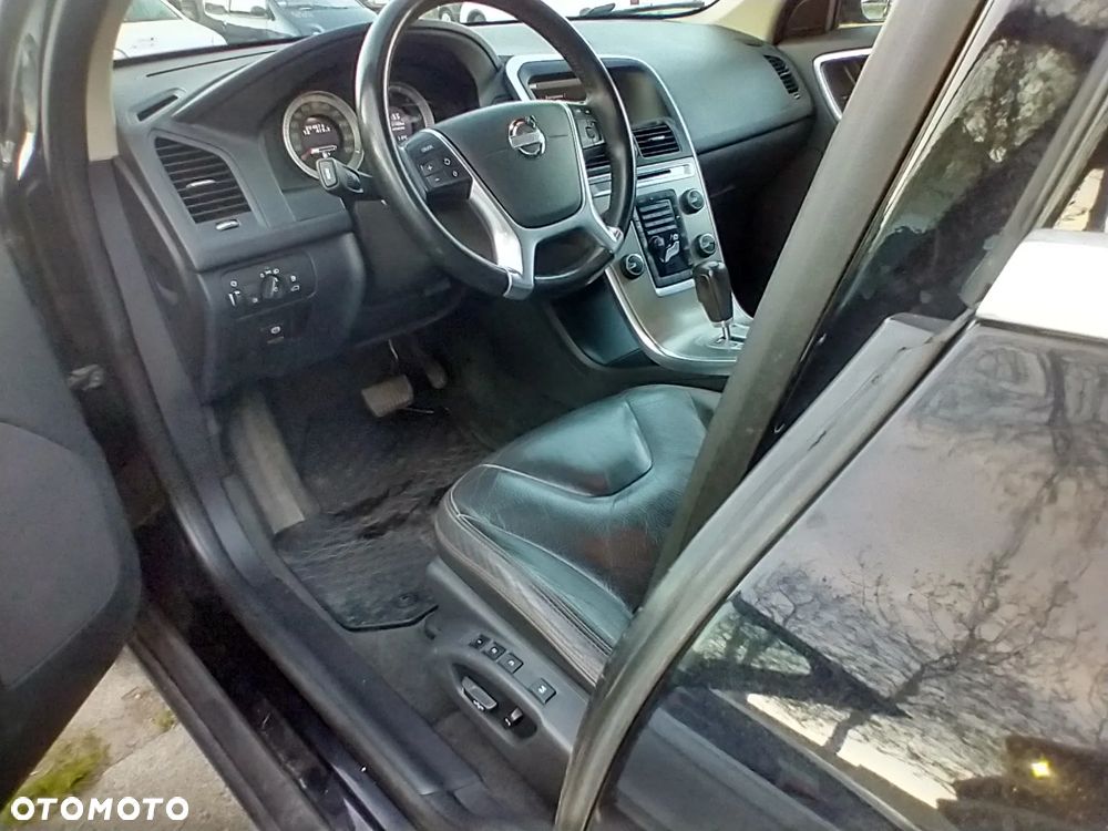 Volvo XC 60 D5 AWD Summum - 9