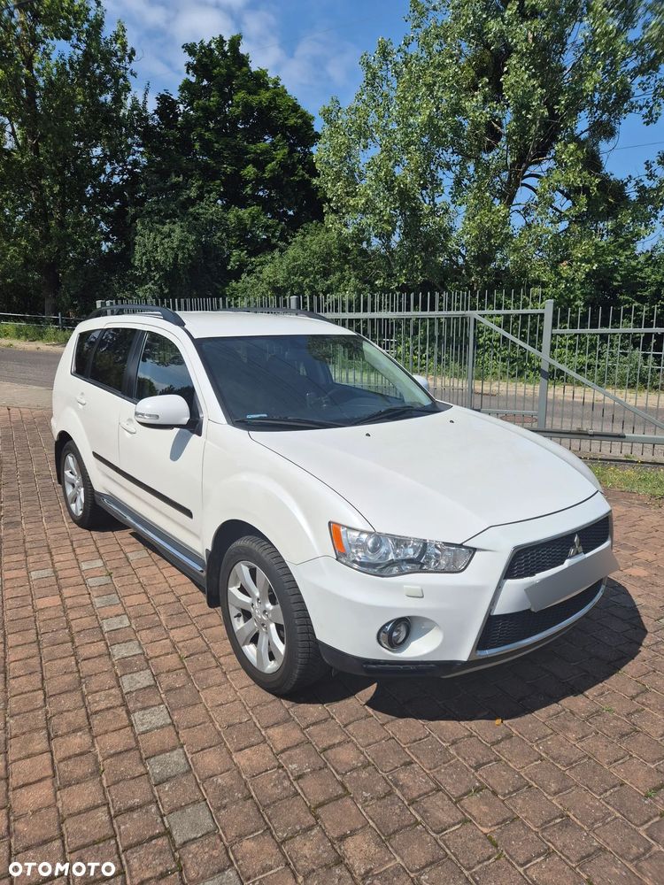 Mitsubishi Outlander - 6