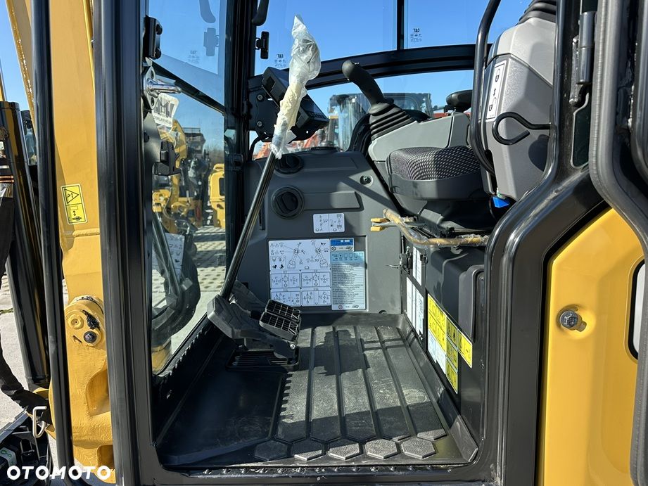 Caterpillar 302.7 CR - 29