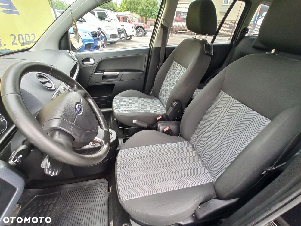 Ford Fusion - 6