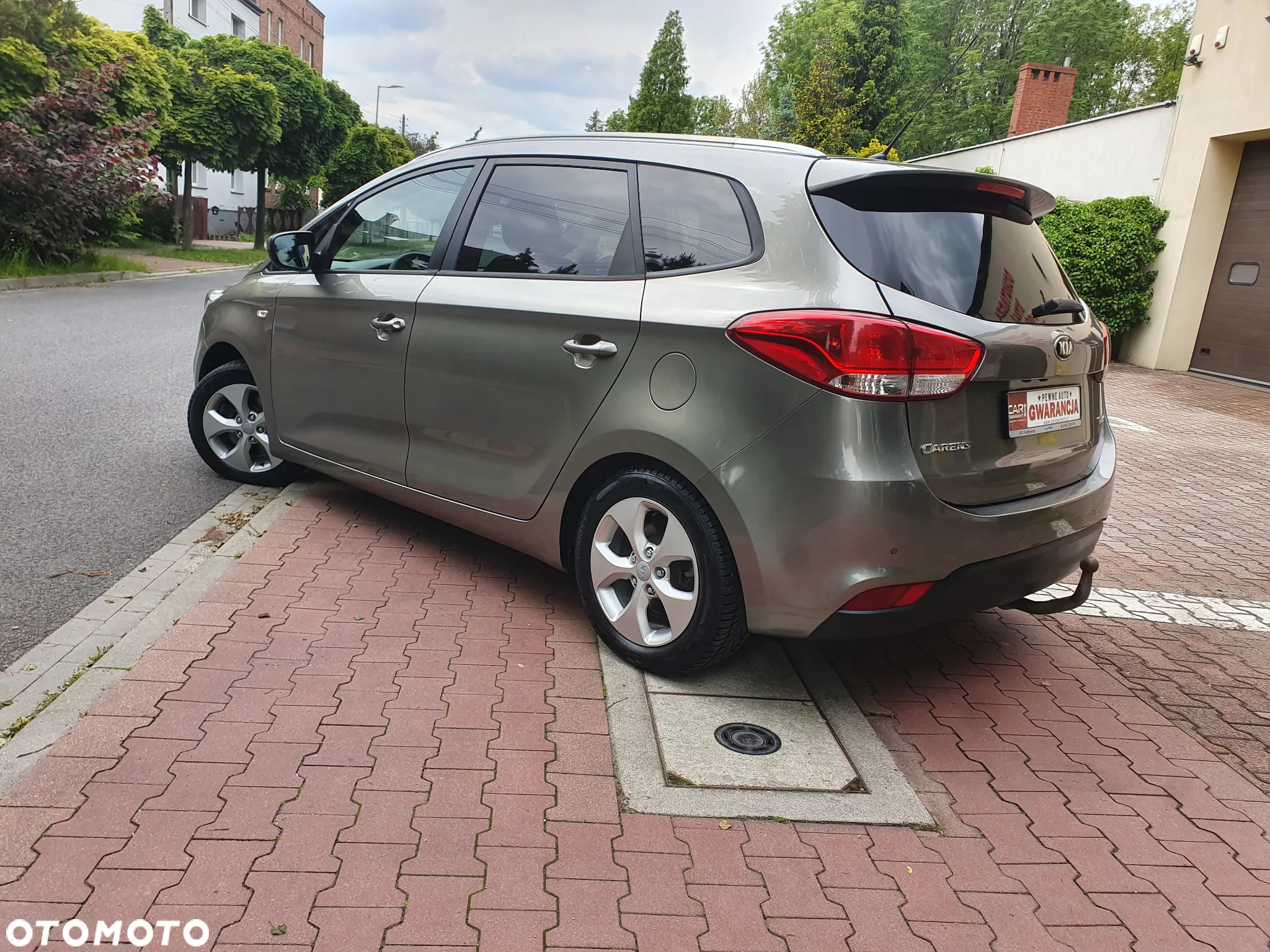 Kia Carens 2.0 GDI XL 7os - 36