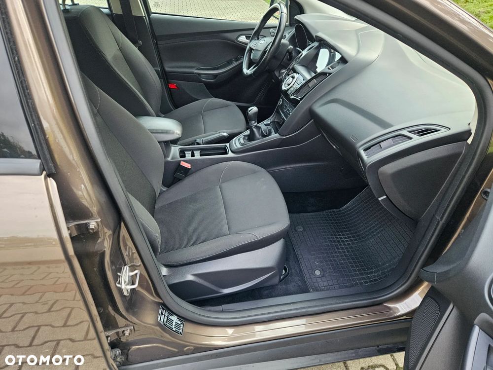Ford Focus 1.6 Gold X - 12