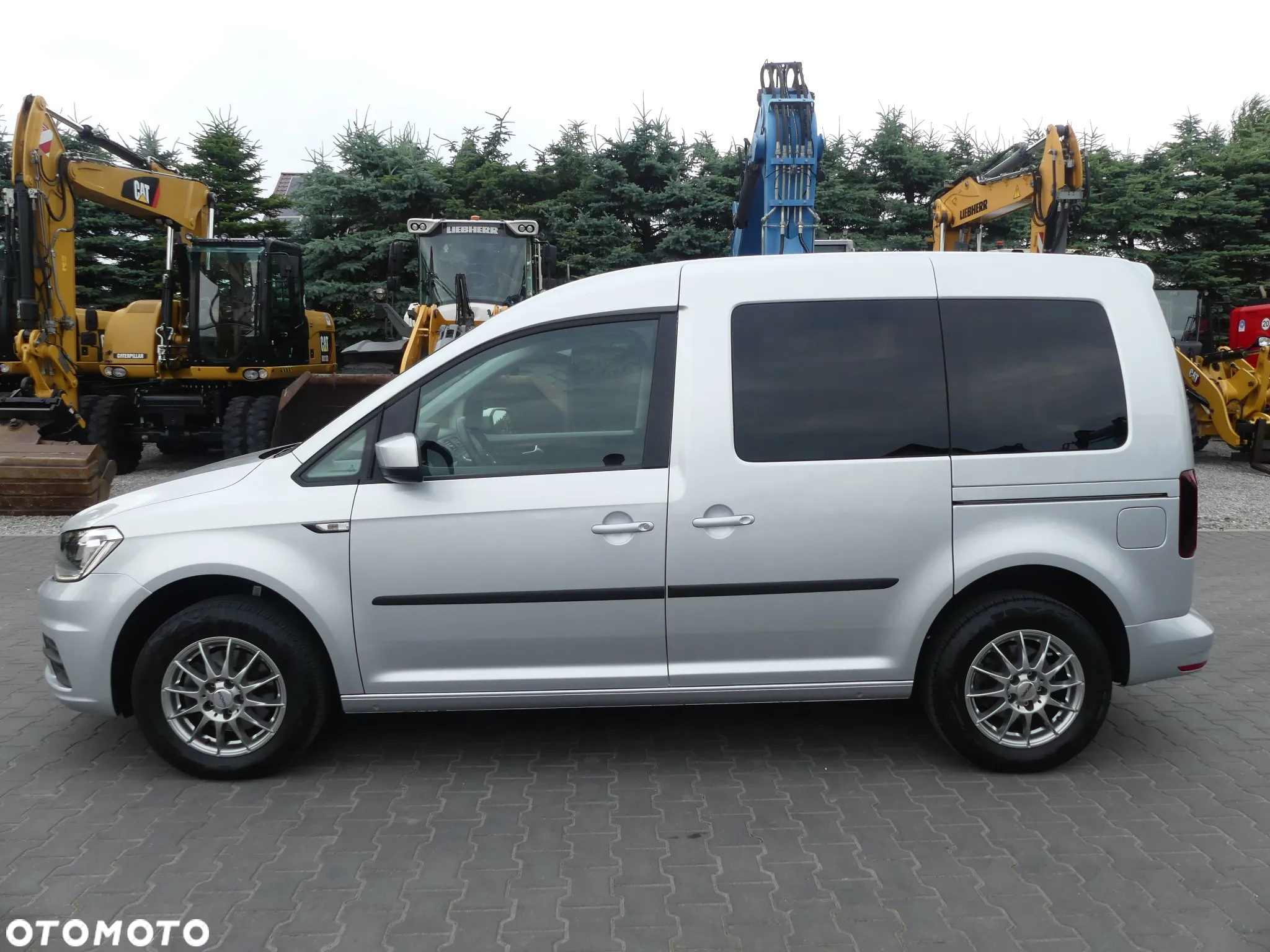 Volkswagen Caddy 2.0 TDI Highline DSG - 4