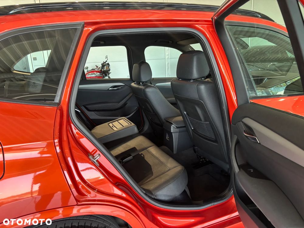 BMW X1 xDrive20d - 12