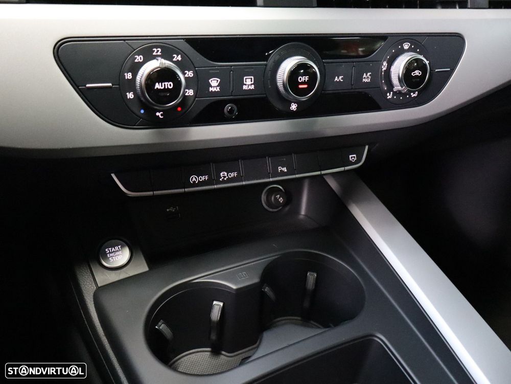 Audi A4 Avant 30 TDI S tronic - 16