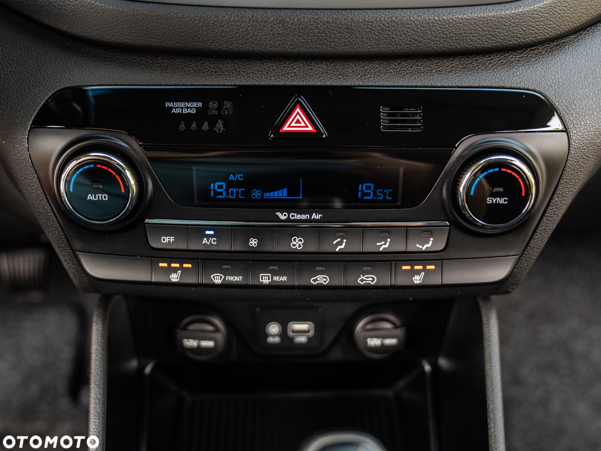 Hyundai Tucson blue 1.7 CRDi 2WD Style - 36