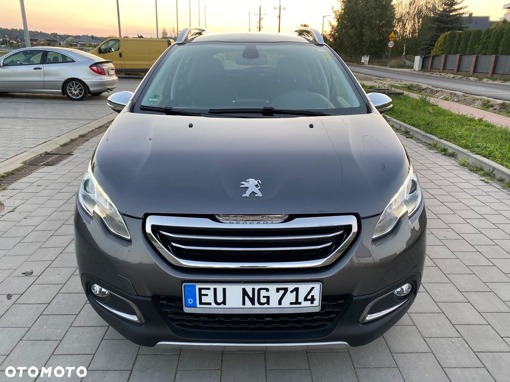 Peugeot 2008 1.6 e-HDi Allure S&S - 16