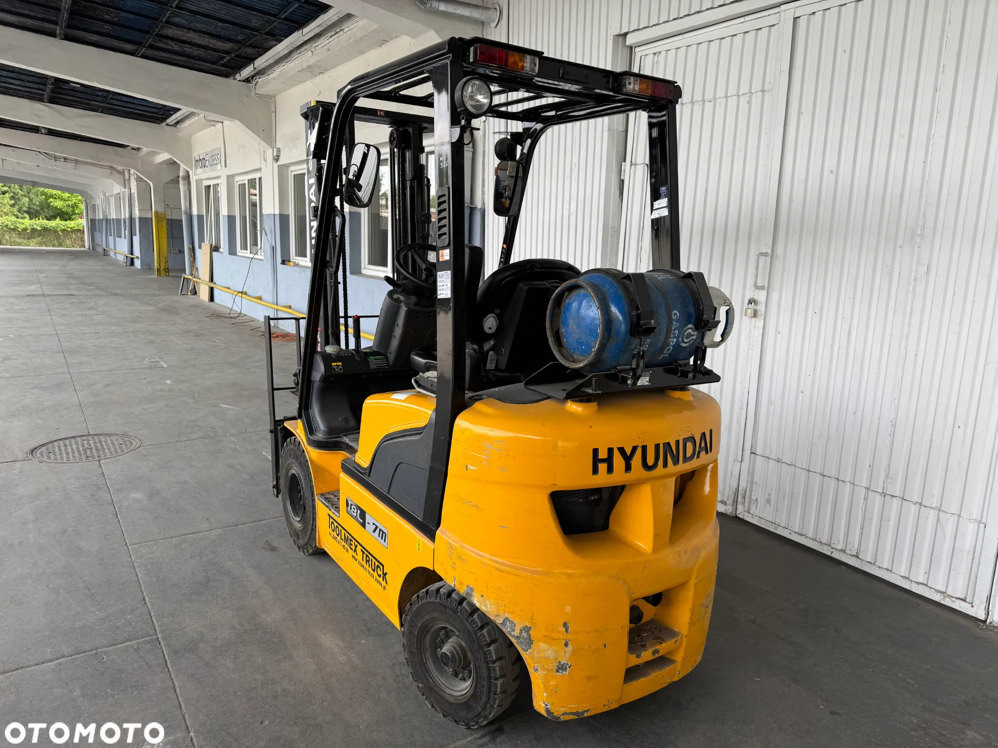 Hyundai 18L-7M - 4